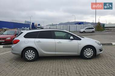 Универсал Opel Astra 2013 в Мукачево