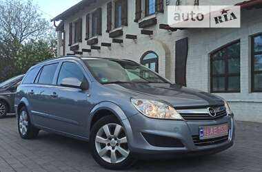 Универсал Opel Astra 2009 в Красилове