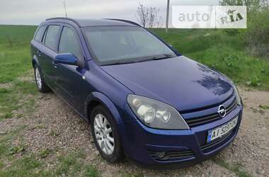 Универсал Opel Astra 2005 в Первомайске