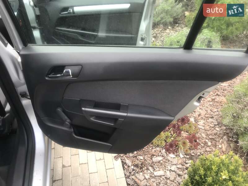 Универсал Opel Astra 2009 в Конотопе фото 5 Универсал Opel Astra 2009 в Конотопе
