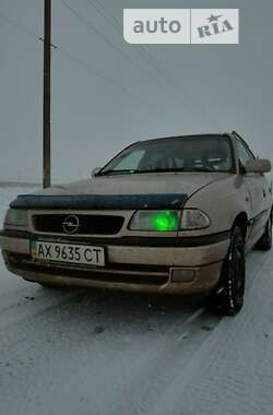 Универсал Opel Astra 1997 в Кегичевке