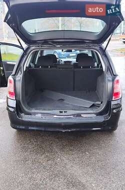 Универсал Opel Astra 2008 в 