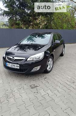 Универсал Opel Astra 2011 в Коломые