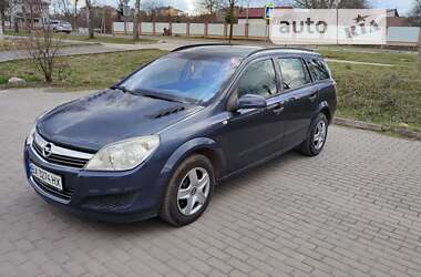 Універсал Opel Astra 2009 в Старокостянтинові