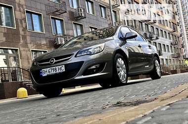 Седан Opel Astra 2016 в Одессе