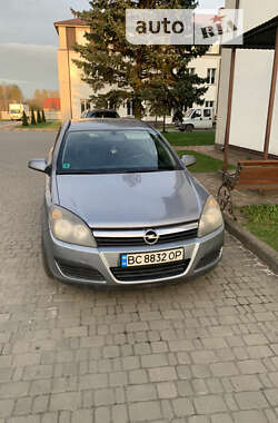 Універсал Opel Astra 2005 в Любомлі