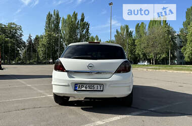 Хэтчбек Opel Astra 2012 в Запорожье