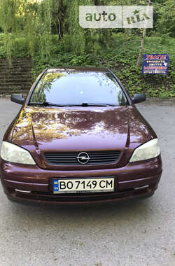 Седан Opel Astra 2006 в Тернополе