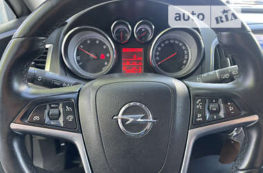 Универсал Opel Astra 2012 в Здолбунове