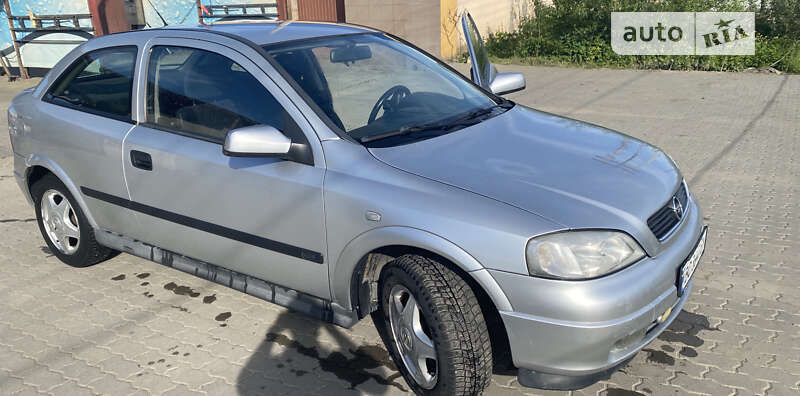 Купе Opel Astra 1999 в Хусте