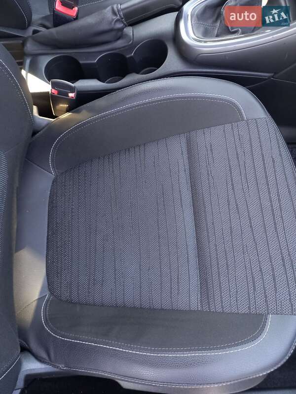 Універсал Opel Astra 2015 в Хмельницькому