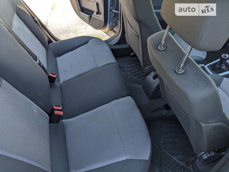 Універсал Opel Astra 2009 в Вараші