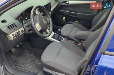 Универсал Opel Astra 2007 в Попельне