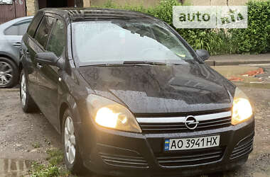 Универсал Opel Astra 2004 в Ужгороде