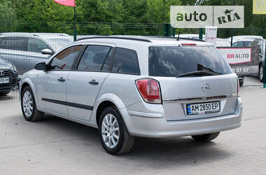 Седан Opel Astra 2009 в Бердичеві