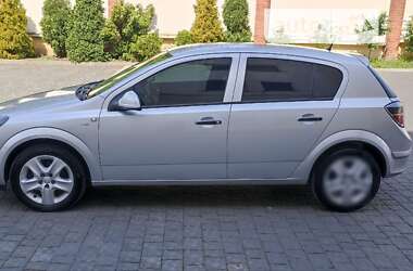 Хетчбек Opel Astra 2011 в Коломиї