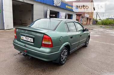 Седан Opel Astra 1999 в Попельне
