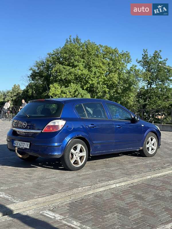 Хетчбек Opel Astra 2006 в Харкові
