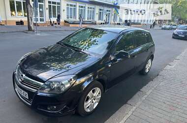 Хэтчбек Opel Astra 2013 в Одессе