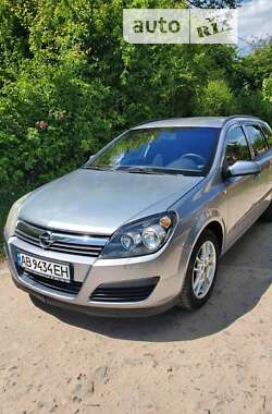 Універсал Opel Astra 2005 в Львові