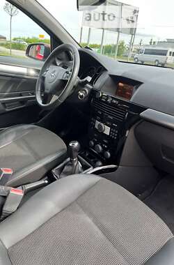 Хэтчбек Opel Astra 2009 в Тернополе