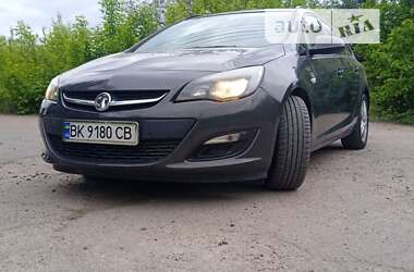 Универсал Opel Astra 2012 в Костополе