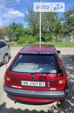 Хэтчбек Opel Astra 1993 в Николаеве