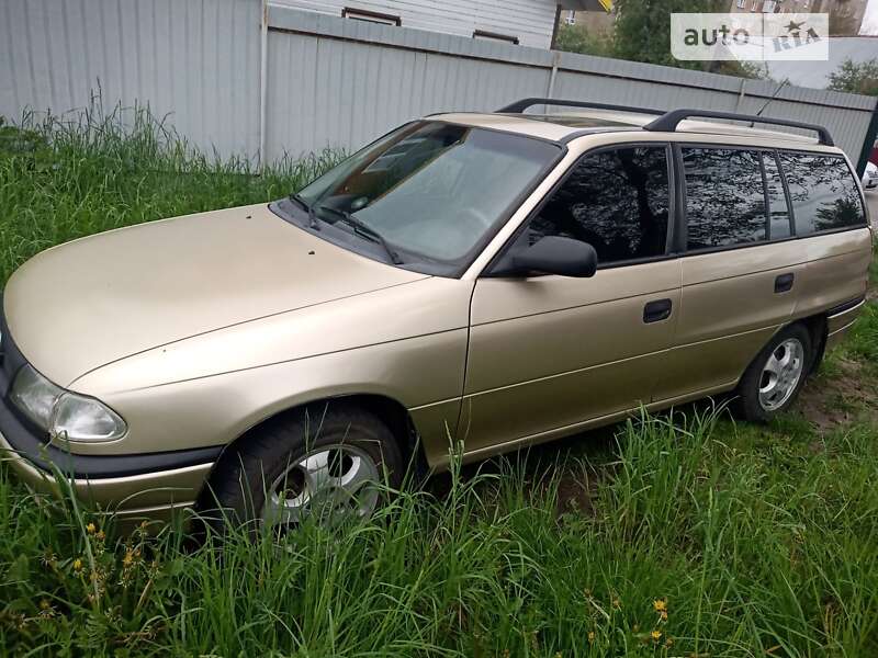 Универсал Opel Astra 1997 в Коломые