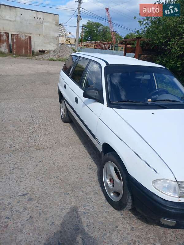 Универсал Opel Astra 1992 в Одессе фото 6 Универсал Opel Astra 1992 в Одессе