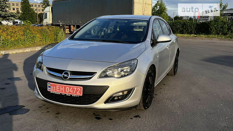Хэтчбек Opel Astra 2013 в Каменец-Подольском