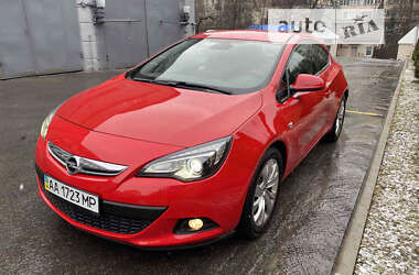 Хэтчбек Opel Astra 2012 в Киеве