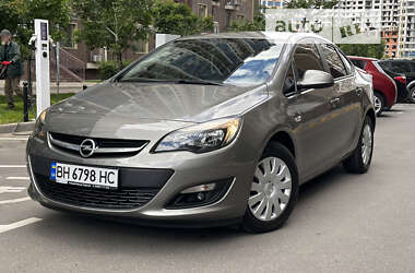 Седан Opel Astra 2016 в Одесі