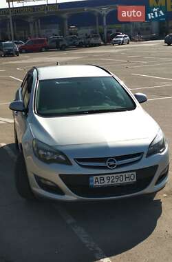 Универсал Opel Astra 2015 в 