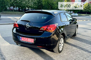 Хэтчбек Opel Astra 2011 в Ивано-Франковске