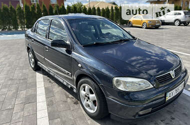 Седан Opel Astra 2001 в Луцке