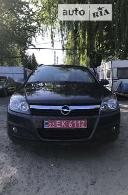 Универсал Opel Astra 2006 в Луцке