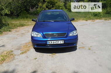 Седан Opel Astra 2002 в Богуславі