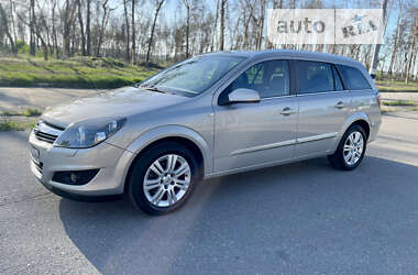 Універсал Opel Astra 2009 в Харкові