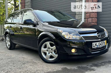 Універсал Opel Astra 2010 в Вінниці