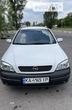 Хэтчбек Opel Astra 2000 в Киеве