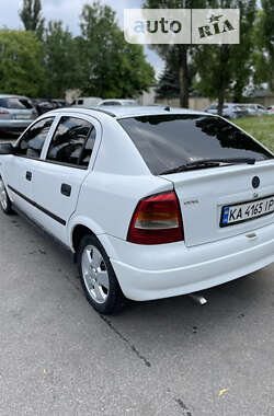 Хэтчбек Opel Astra 2000 в Киеве