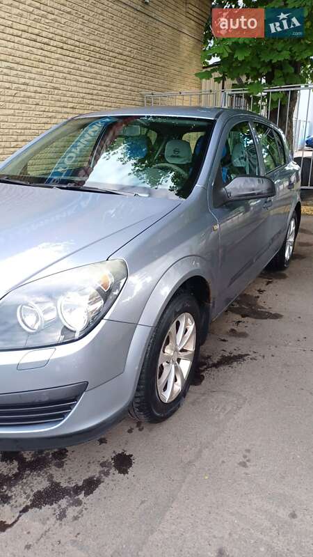 Хетчбек Opel Astra 2006 в Кременчуці
