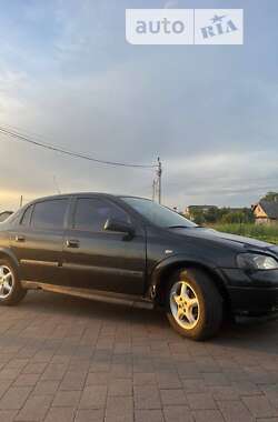 Седан Opel Astra 1999 в Новом Роздоле