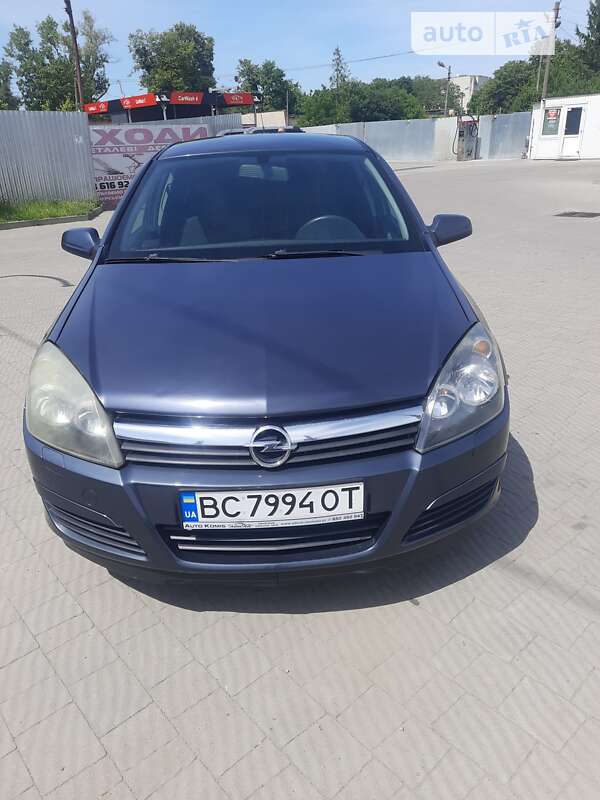 Хэтчбек Opel Astra 2006 в Стрые