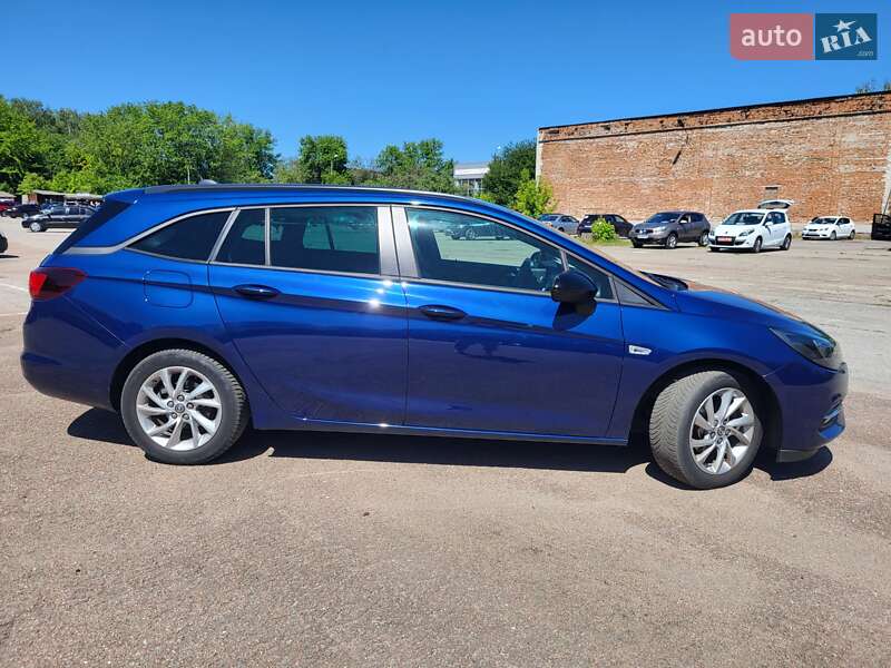 Универсал Opel Astra 2021 в Чернигове