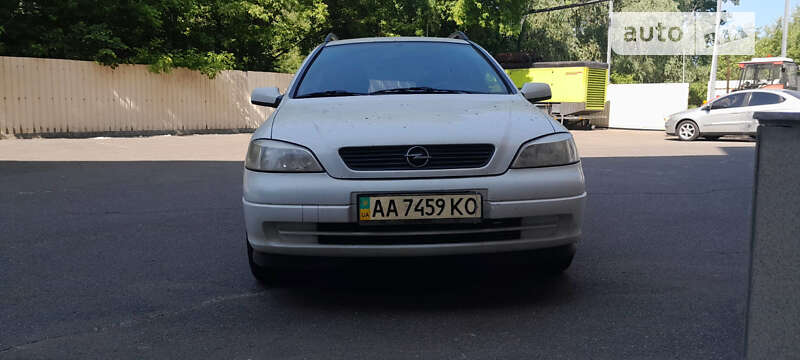 Універсал Opel Astra 2002 в Києві