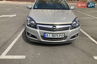 Универсал Opel Astra 2009 в 