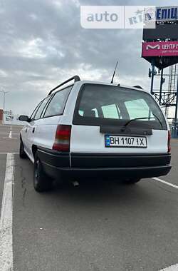 Универсал Opel Astra 1993 в Одессе