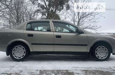 Седан Opel Astra 2007 в Львове