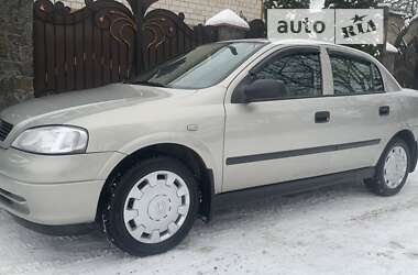 Седан Opel Astra 2007 в Львове